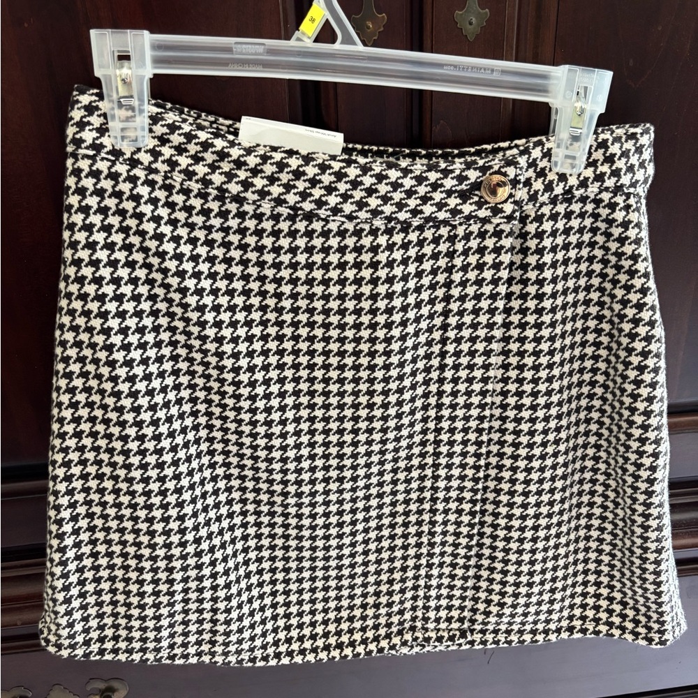 DL1961 Black and White A-Line Mini Skirt for Work